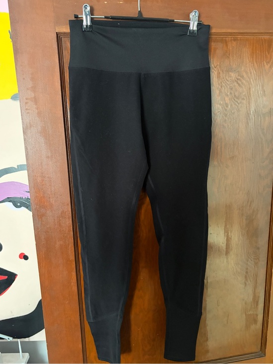ALO Yoga Pants - ALO Yoga women’s  Black High-Rise Leggings
